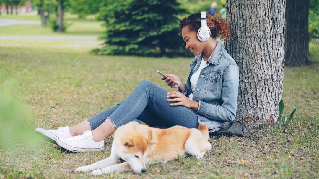 AI-Powered Social Listening: Understanding Consumer Behavior in Real Time
