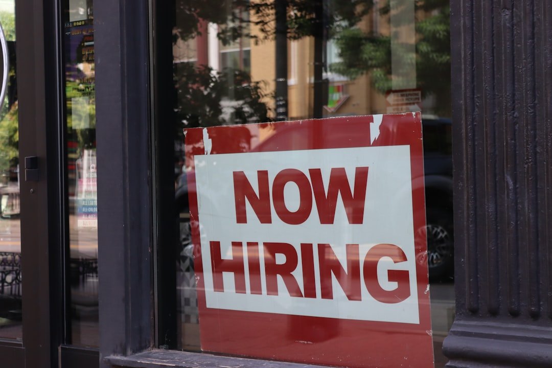 Freelancing vs Remote Jobs: Which Career Path Should You Choose?